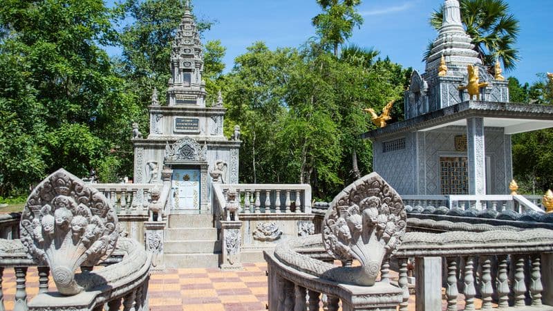 From the Mekong Delta to Siem Reap (port-to-port cruise)